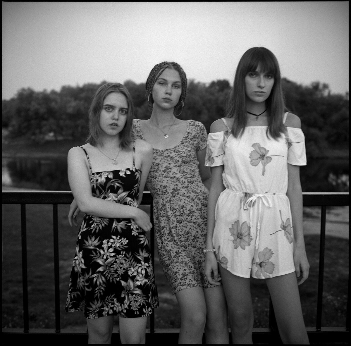 OLEG VIDENIN: GIRLS FROM THE OUTSKIRTS
