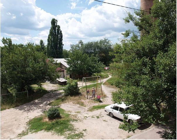 STEPHEN SHORE: SURVIVORS IN UKRAINE