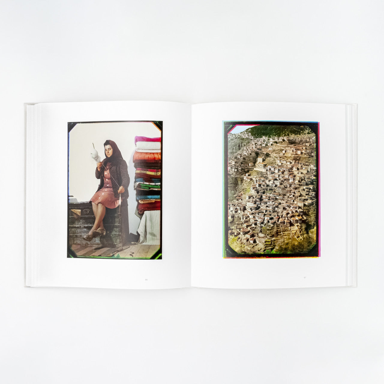 WERNER BISCHOF: UNSEEN COLOR