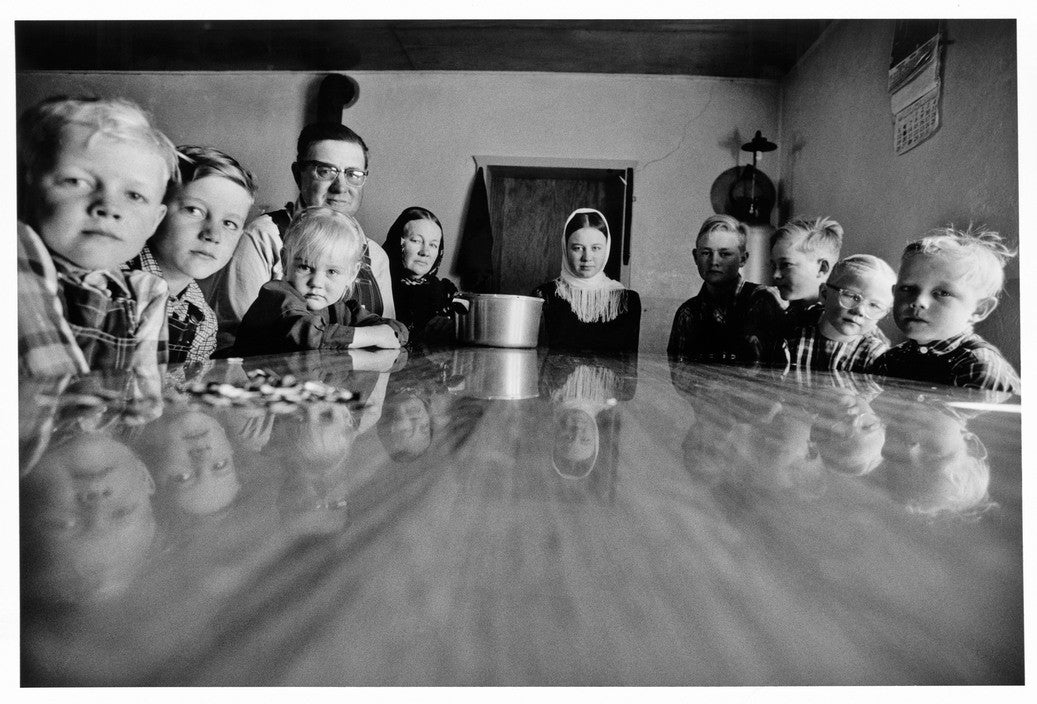 LARRY TOWELL: THE MENNONITES