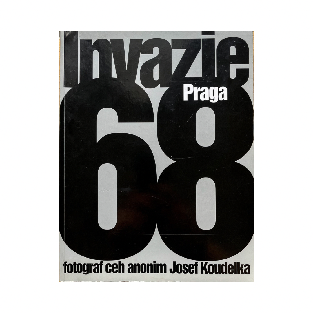JOSEF KOUDELKA: INVAZIE PRAGA (romanian edition, preowened)