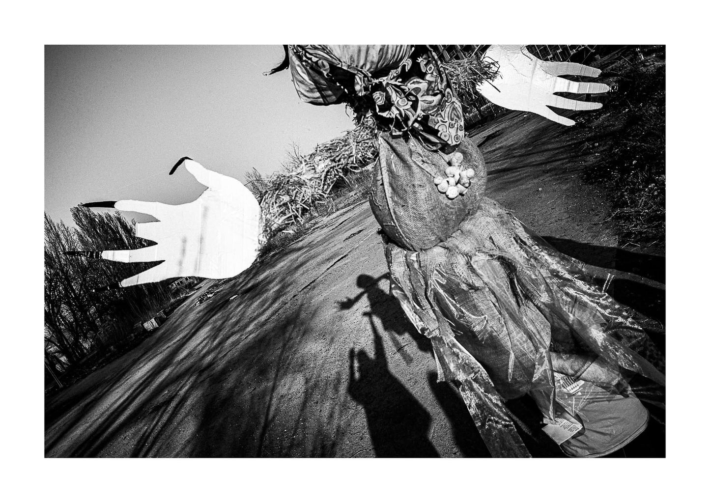 KEVIN V. TON: EYES WIDE OPEN (signed&numbered)