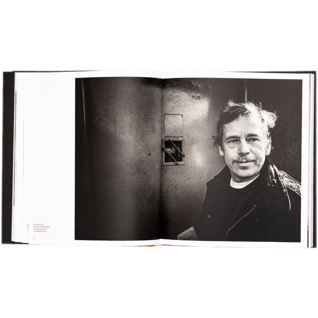 TOMKI NĚMEC: VÁCLAV HAVEL (ENG, SIGNED)