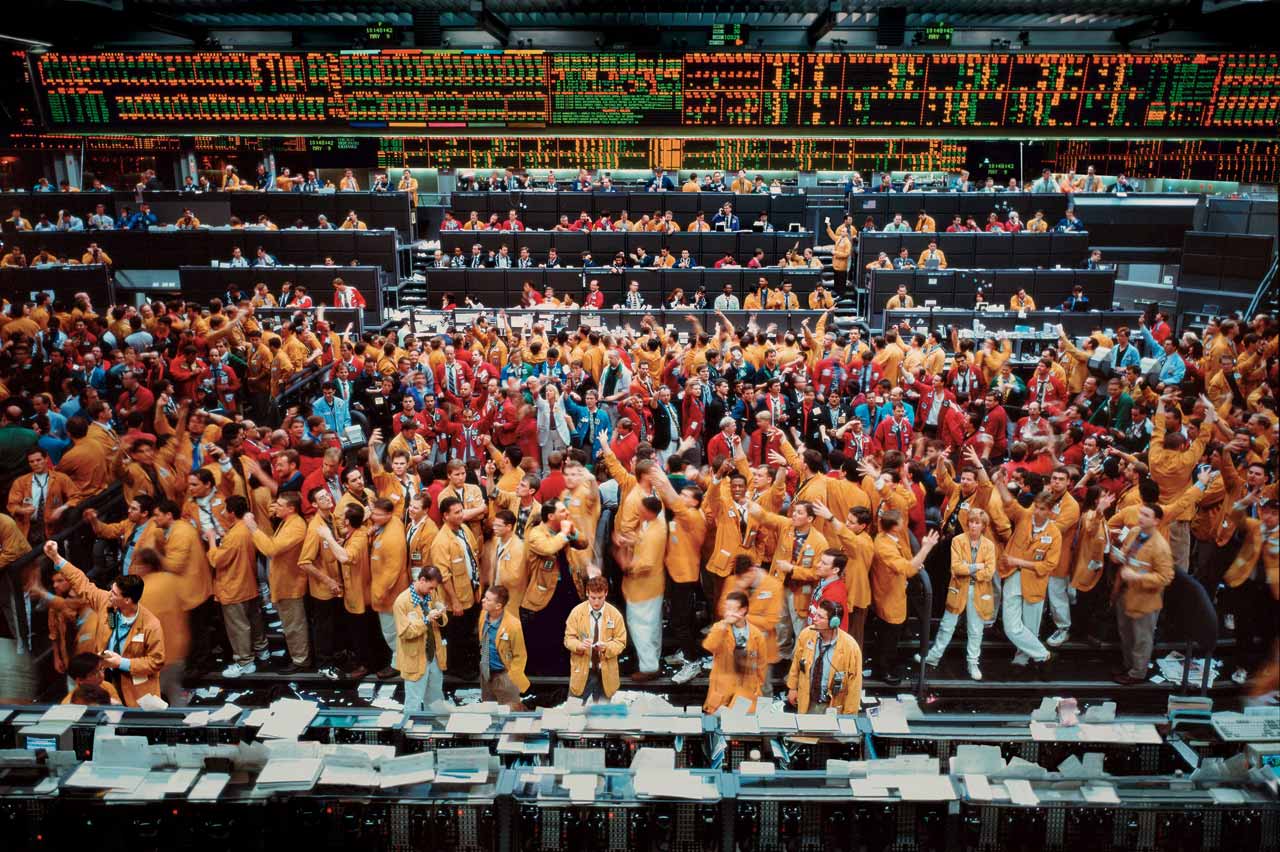 ANDREAS GURSKY: VISUAL SPACES OF TODAY