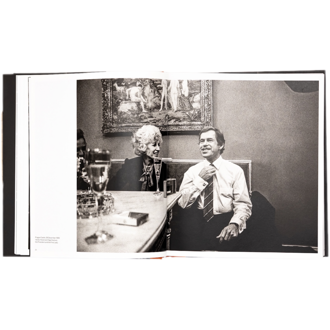 TOMKI NĚMEC: VÁCLAV HAVEL (ENG, SIGNED)