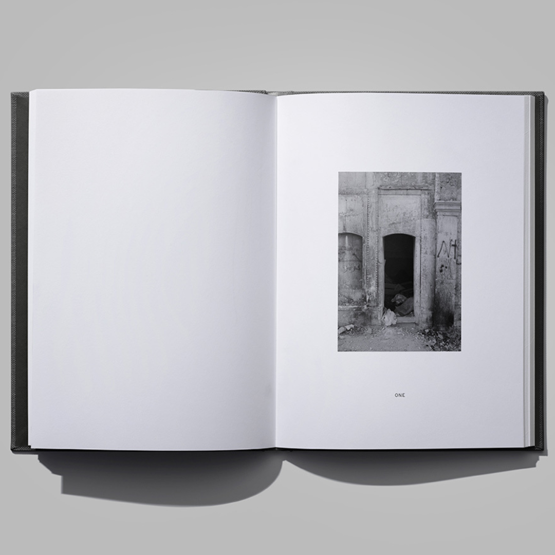 CENGIZ YAR: THIS ALABASTER GRAVE